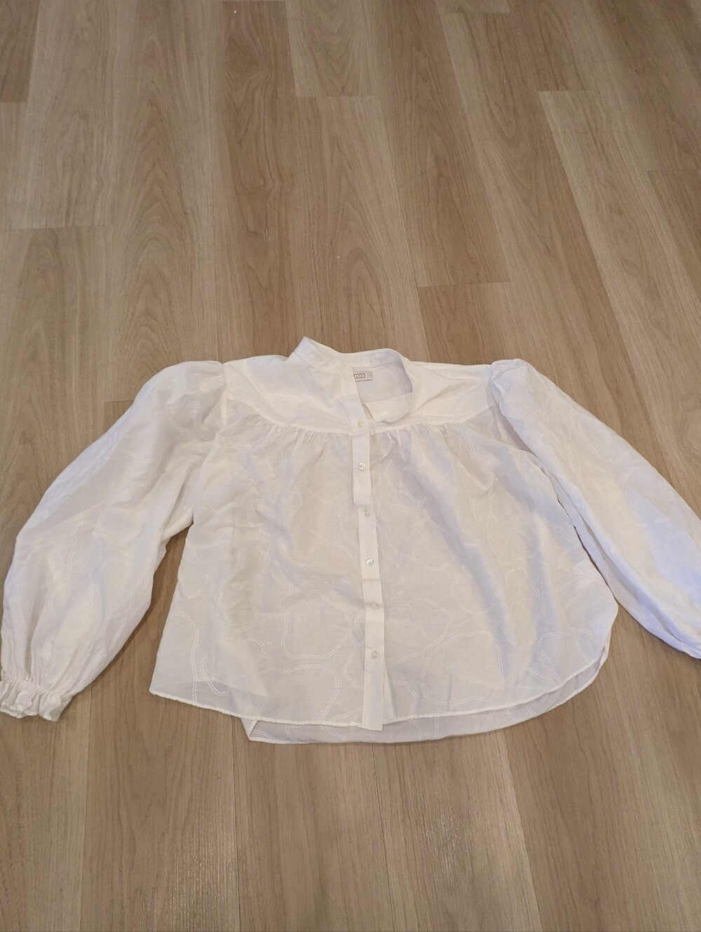 Ayr Silk Blend Embroidered Pattern White Puff Long Sleeve Size L